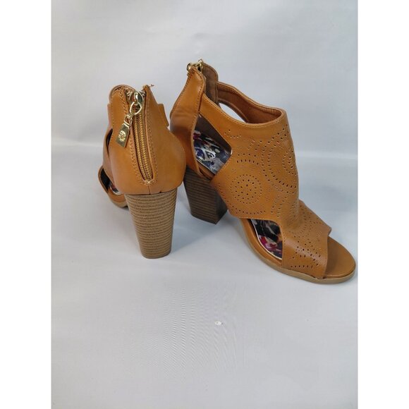 Brown Peep-Toe Block Heel Sandals With Cut-Out Design & Back Zipper Closure Prin - Picture 2 of 9